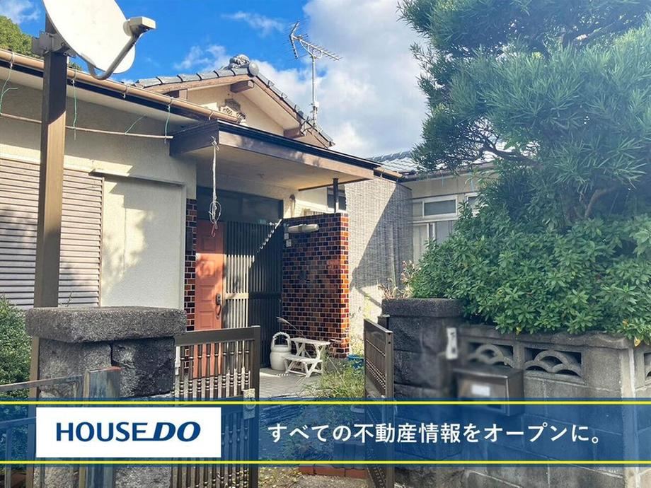 4LDK Home with Convenient Access to Train Station - Photo 1