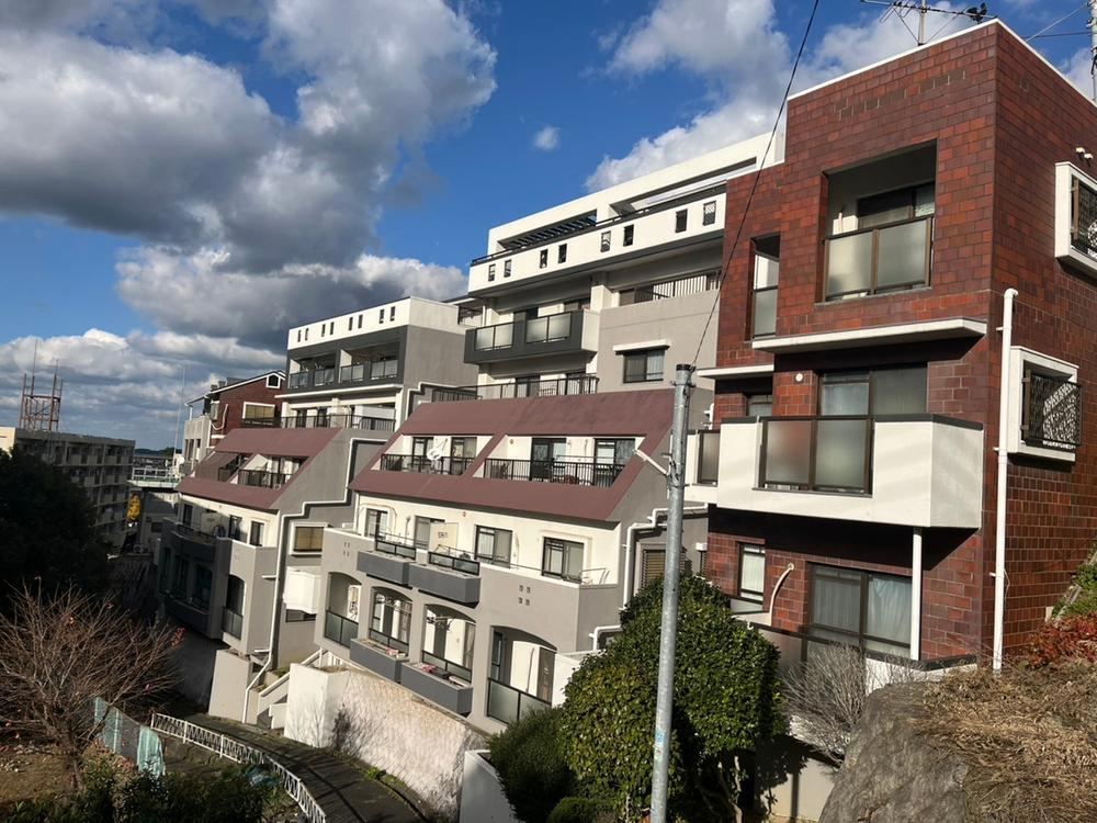 4LDK apartment in Yahatanishi Ward, Kitakyushu, Fukuoka - Photo 1
