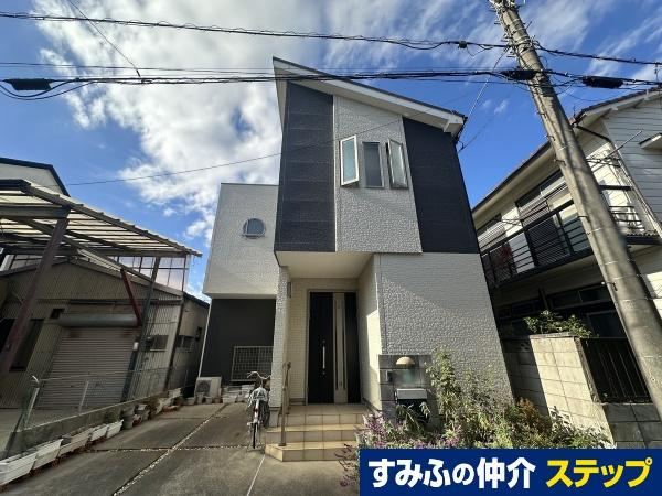 Spacious 3LDK House with Modern Amenities in Warabi - Photo 1