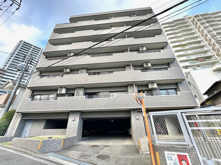 Renovated 2LDK Apartment Near Omachi Nishi Park, Sendai - Photo 1