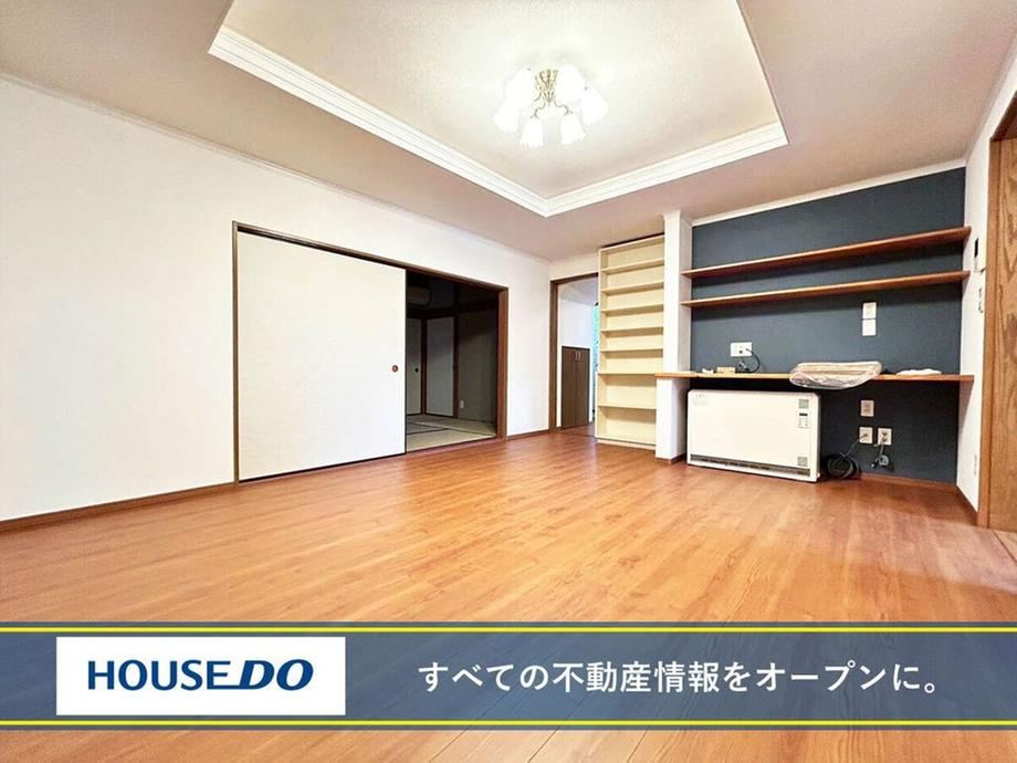 6LDK House with Renovation Potential in Kitakyushu - Photo 1