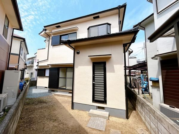 Modern 4LDK Home with Renovations in Kakogawa - Photo 1