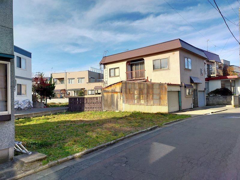Vacant Land in Asahimachi 1-Chome - Photo 1