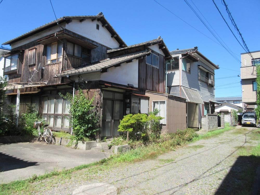 Flat Land Near Kamishiro Station with Good Living Environment - Photo 1