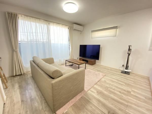 Stylish 4LDK House with Parking and Abundant Storage in Nagoya - Photo 1