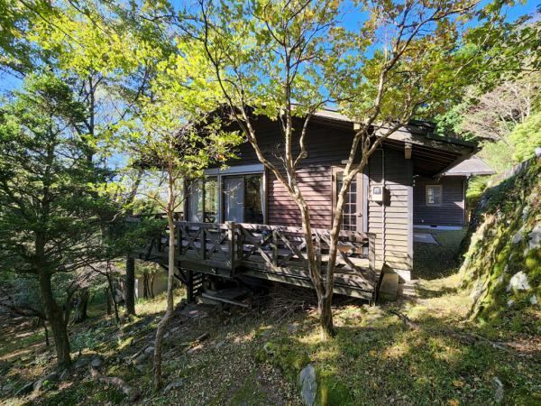 Charming 3LDK House with Wood Stove in Izu - Photo 1