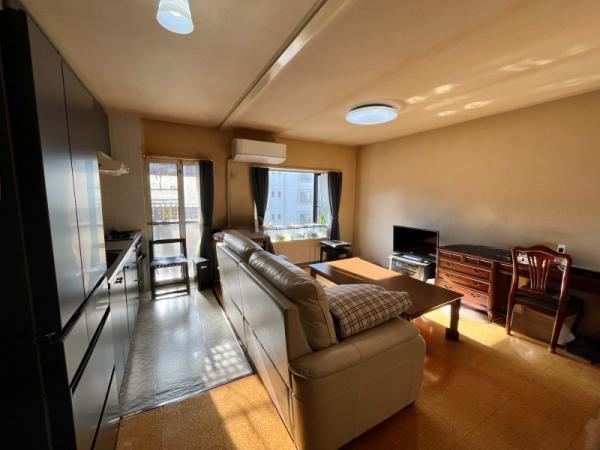 2LDK apartment in Hanamigawa Ward, Chiba - Photo 1