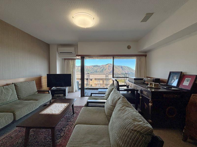 2LDK Resort Apartment with Great Amenities in Hakone - Photo 1