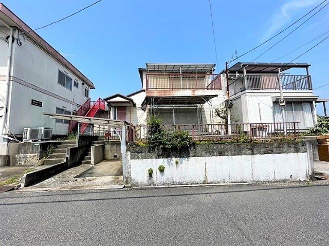 Well-Maintained 4LDK in Kumatori - Photo 1