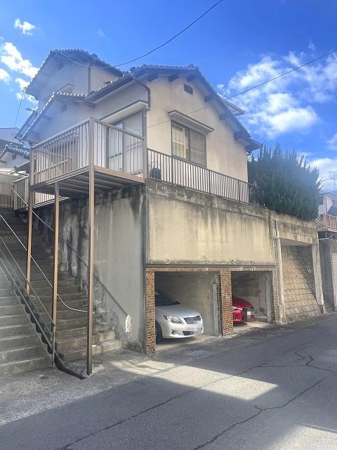 6DK house in Minami Ward, Hiroshima - Photo 1