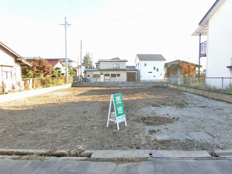 Land with Road Ownership Included - Photo 1