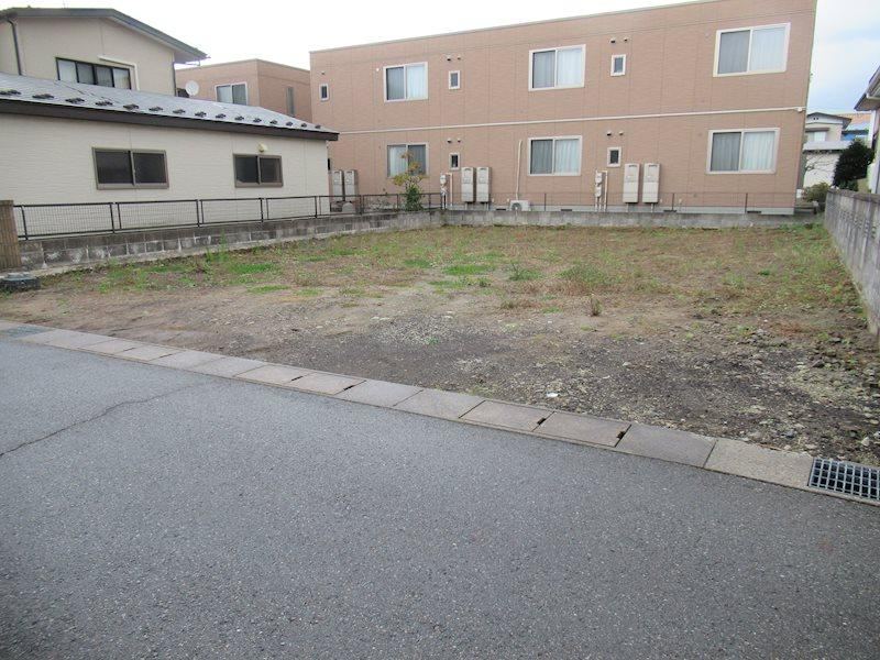 Commercially Convenient Land in Akita City - Photo 1