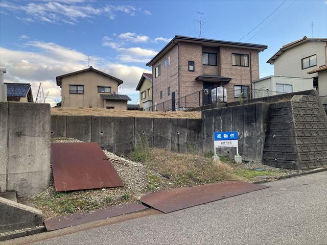 300 m² land in Nomi, Ishikawa - Photo 1