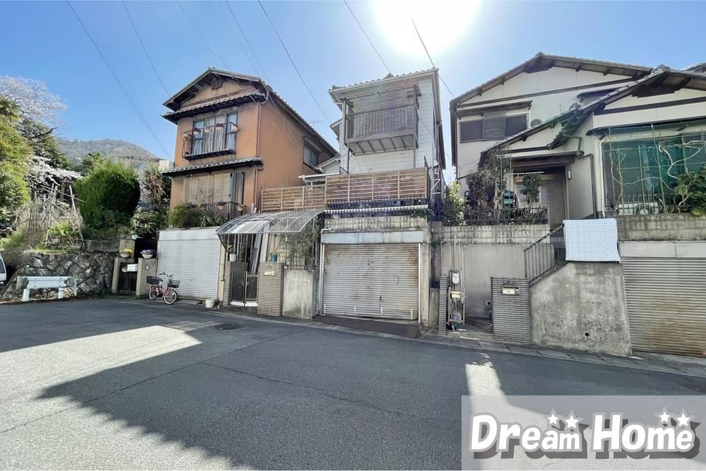 Spacious 5LDK House in Yamashina, Kyoto - Photo 1