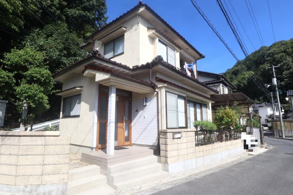 4LDK house in Asaminami Ward, Hiroshima - Photo 1