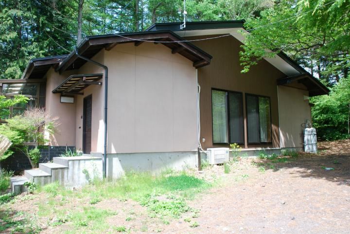 Quiet 3LDK House with Good Sunlight in Karuizawa - Photo 1