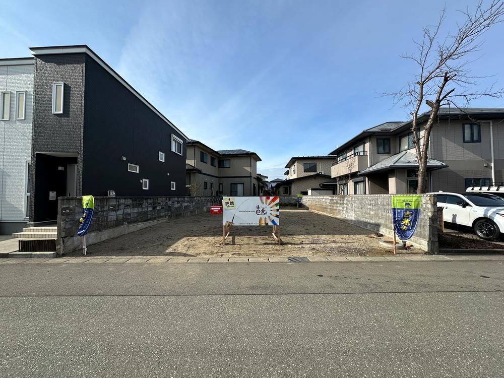 Land in Tsuchizaki Port North 2-chome, Akita - Photo 1