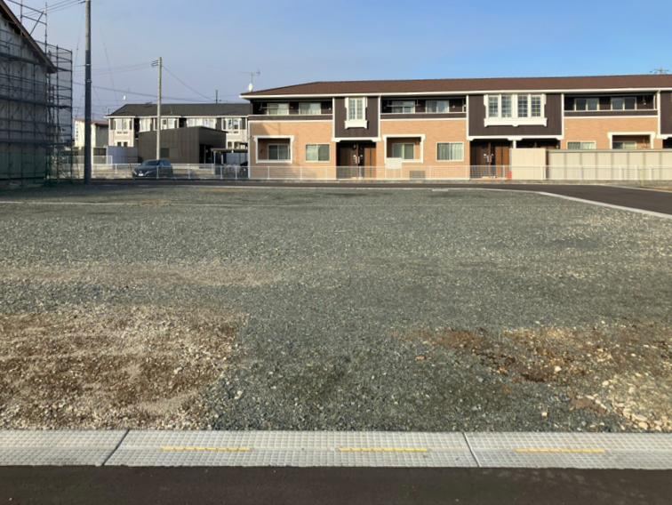 Convenient Land Near Schools and Amenities - Photo 1