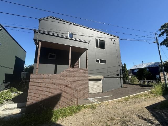 2LDK house in Nishi Ward, Sapporo, Hokkaido - Photo 1