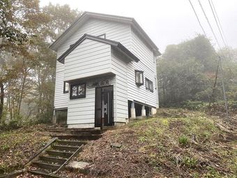 3LDK house in Iwase District
