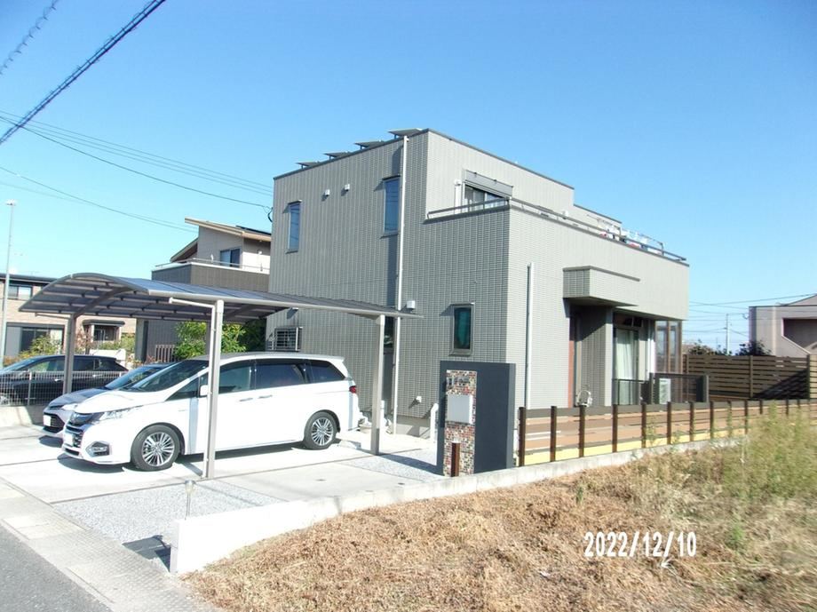 Spacious 5LDK Home with Solar Power in Buzen - Photo 1