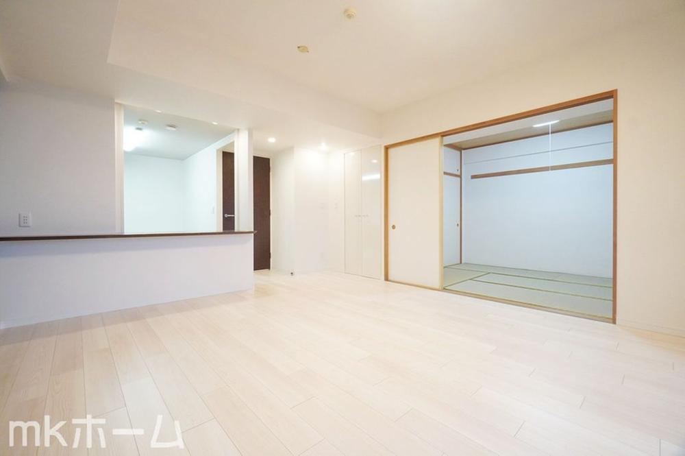 Spacious 3LDK Apartment in Funabashi - Photo 1