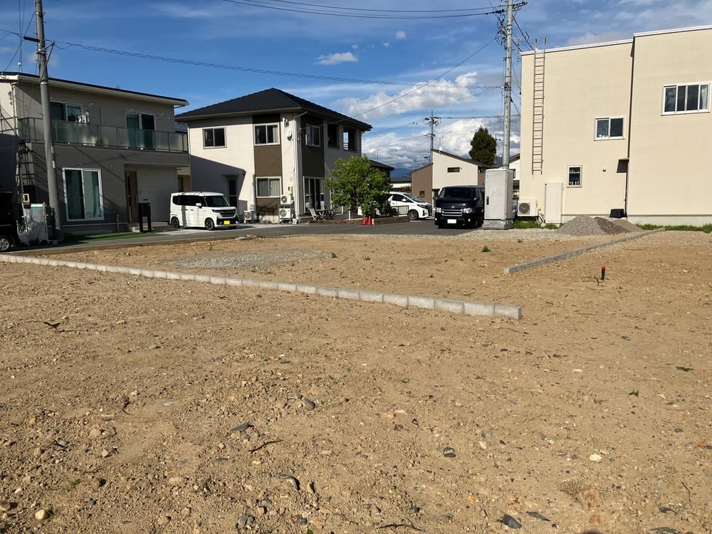 184 m² land in Nagano, Nagano - Photo 1