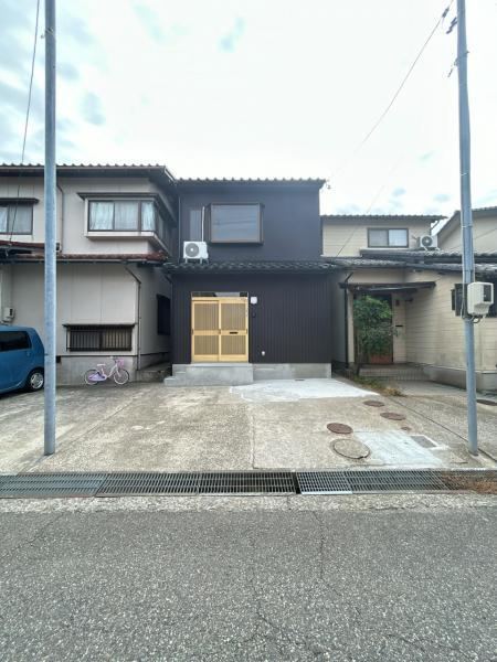 Renovated 3LDK House in Kanazawa - Photo 1