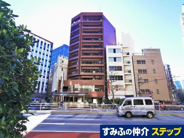 studio apartment in Chuo Ward, Tokyo - Photo 1