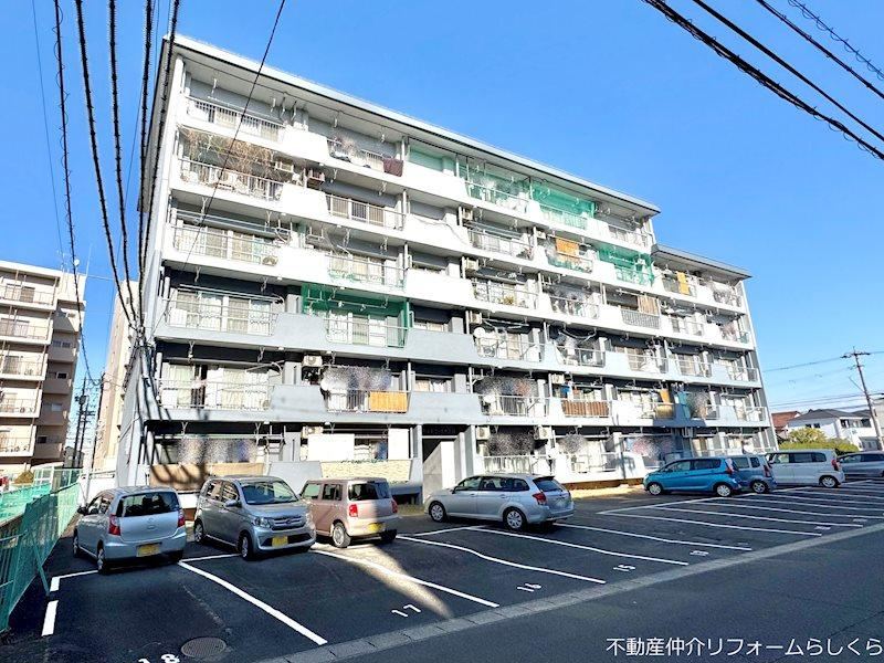 3LDK apartment in Tsushima, Aichi - Photo 1