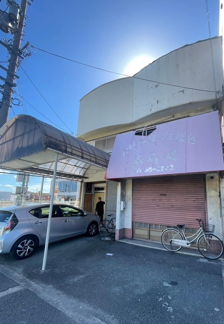 3K House Along Route 309 in Matsubara - Photo 1