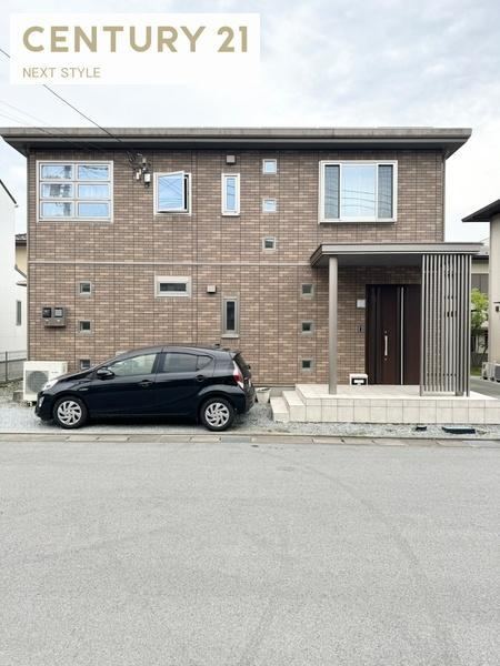 5LDK house in Kofu, Yamanashi - Photo 1