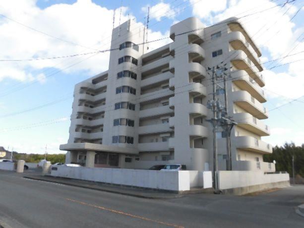 2LDK apartment in Iwaki, Fukushima - Photo 1