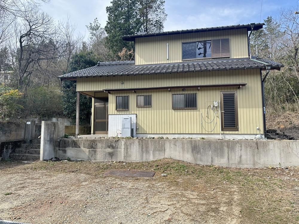 Renovated 4LDK House with Parking for 3 Cars in Kani - Photo 1