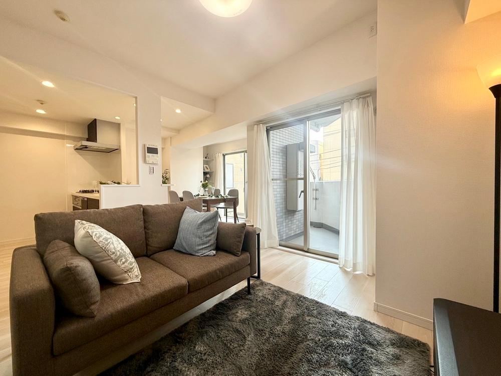 Special Offers Available for 3LDK Apartment - Photo 1