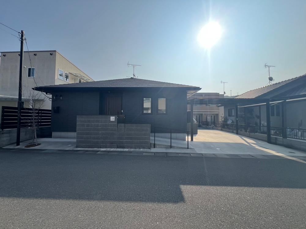 Modern 3LDK Bungalow in Kamimura, Fukuyama - Photo 1
