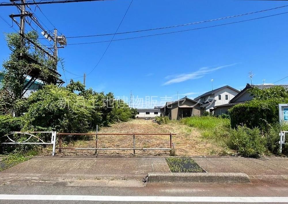 Spacious Land with Excellent Access - Photo 1