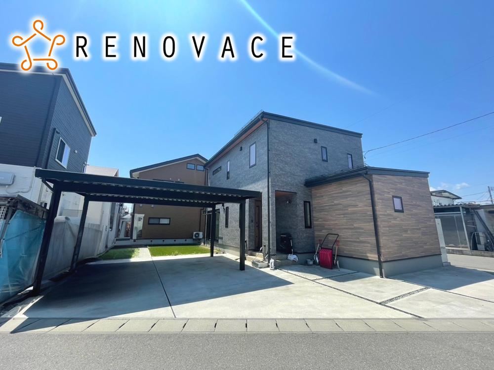 Modern 4LDK House with Spacious Living Room in Higashine - Photo 1