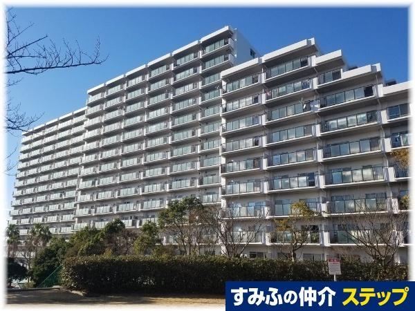 4DK apartment in Tarumi Ward, Kobe, Hyogo - Photo 1