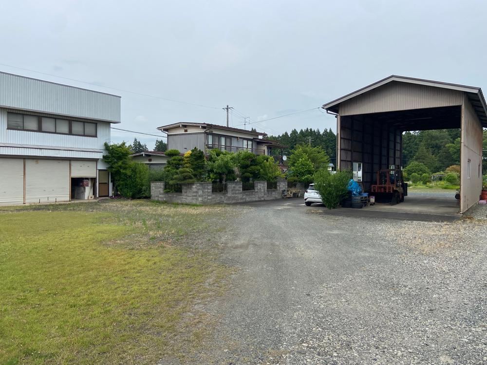 Roadside Land near Hanamaki Airport - Photo 1