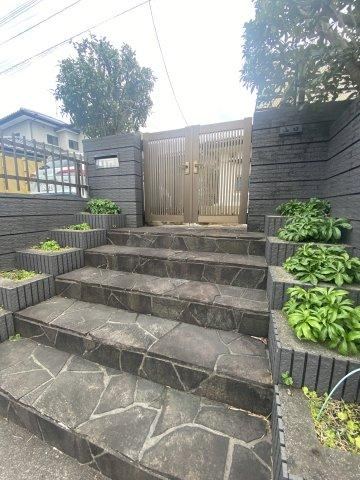 Convenient 3DK+S Home in Matsubashi - Photo 1