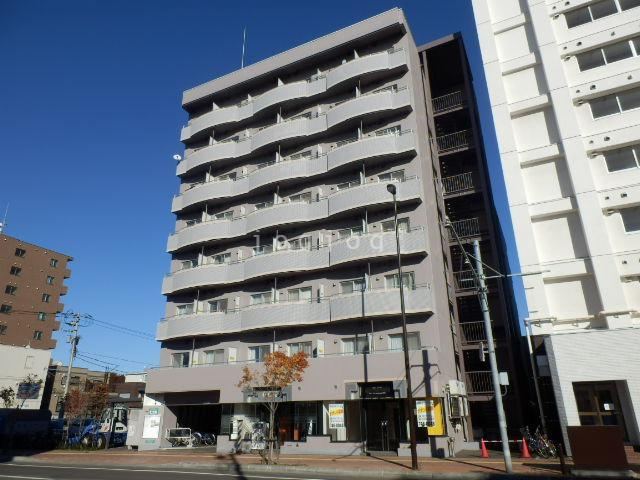 studio apartment in Kita Ward, Sapporo, Hokkaido - Photo 1