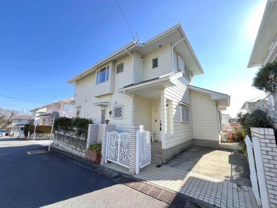 Charming 4LDK House in Shonan Takae - Photo 1