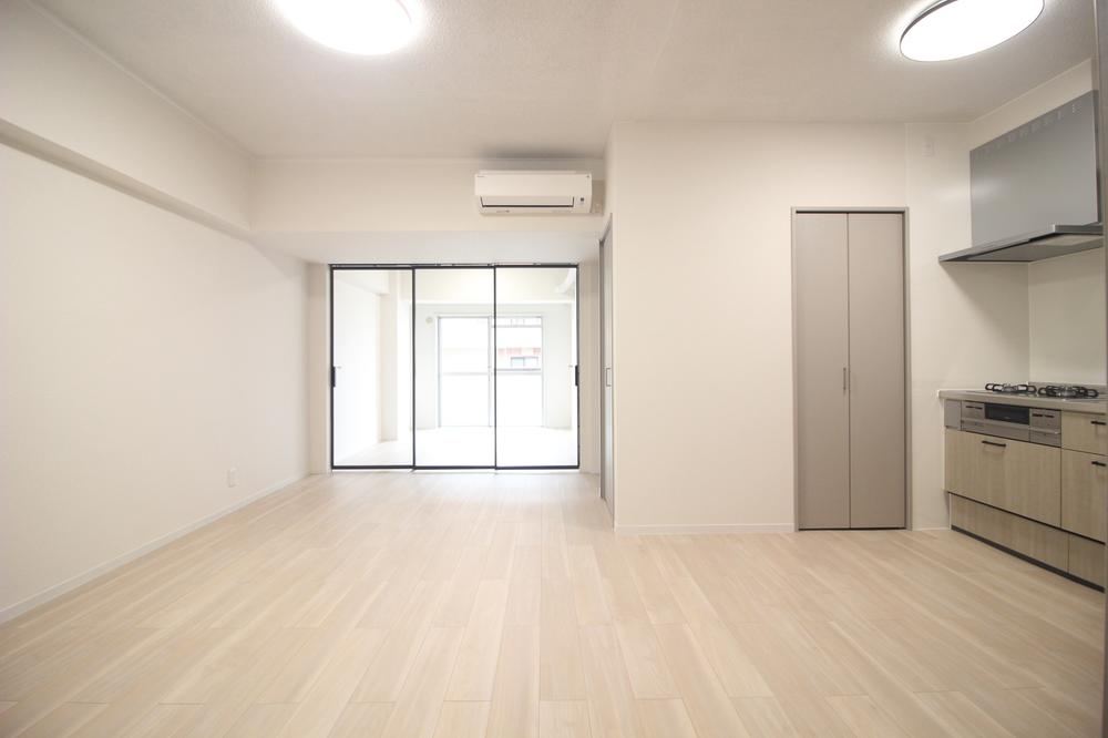 2LDK apartment in Toyohashi, Aichi - Photo 1