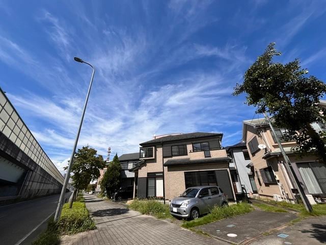 Spacious 4LDK House in Hashimoto - Photo 1