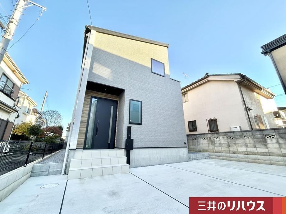 Modern 4LDK House in Koshigaya - Photo 1
