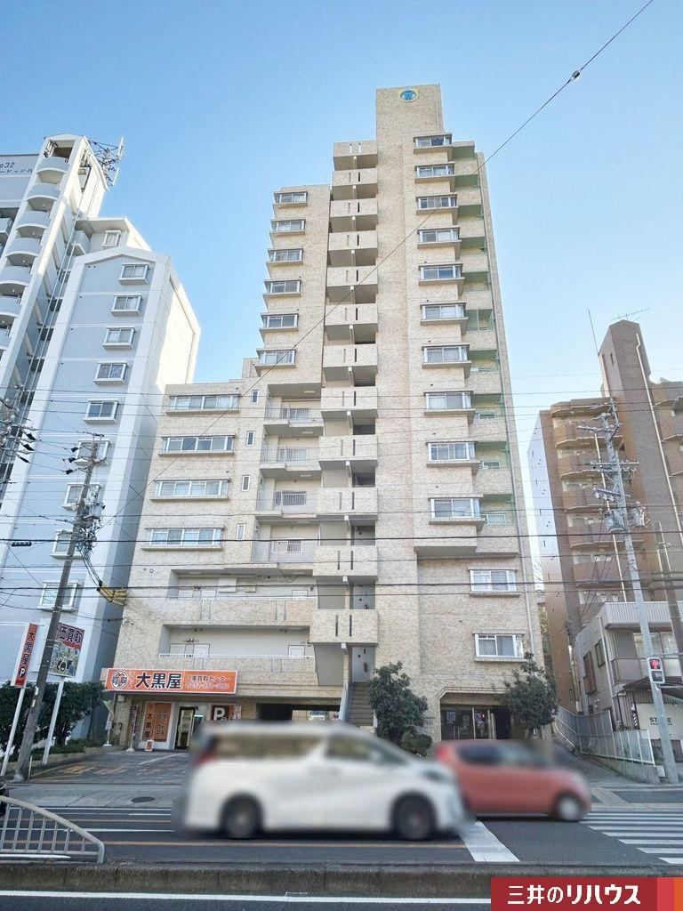 4LDK apartment in Tempaku Ward, Nagoya, Aichi - Photo 1