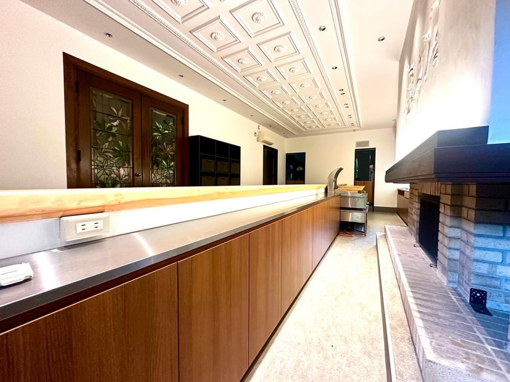 Luxurious Home with Ocean and Waterfall Views - Photo 1