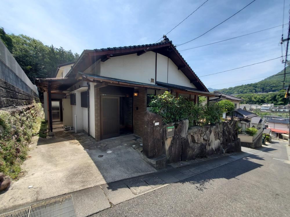 2DK house in Asakita Ward, Hiroshima - Photo 1