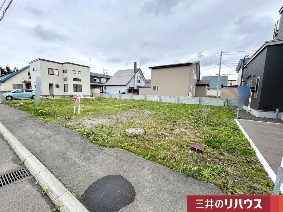 Land Near Takuboku Station in Sapporo - Photo 1